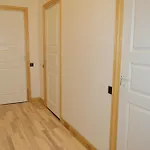Spacious Old Town Family & Friends Peachy Two Bedrooms Apartment, Nearby The Presidential Castle شقة