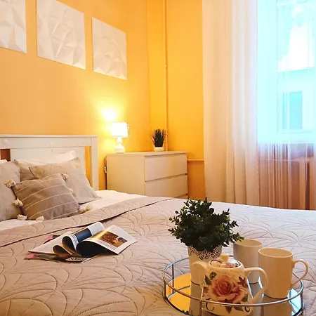 Apartamento Spacious Old Town Family Peachy 2 Bedrooms Apartment, Nearby The Presidential Castle Riga